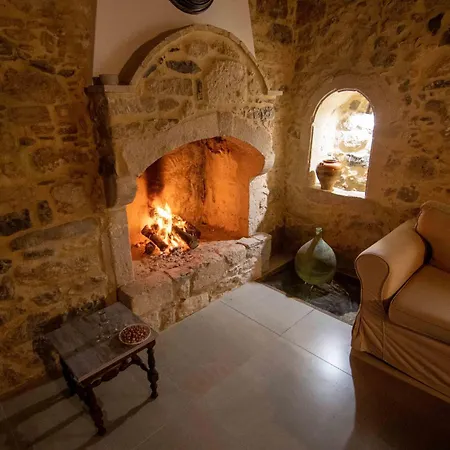 Hercules Traditional Apartament Galipe