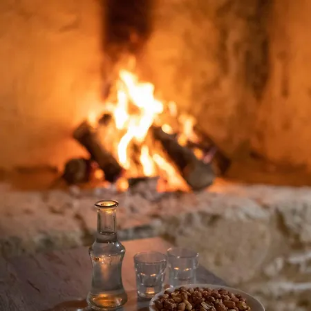 Hercules Traditional Apartament Galipe