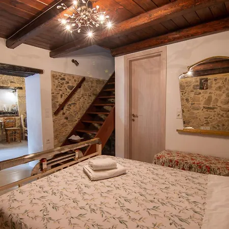 Hercules Traditional Apartament