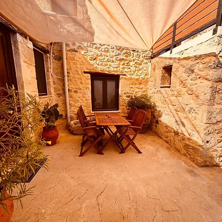 Hercules Traditional Apartament *