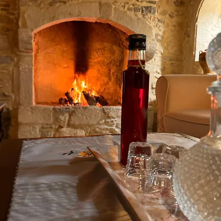 Hercules Traditional Apartament Galipe